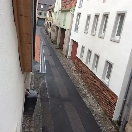 Haus *